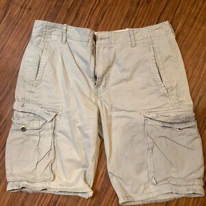 Levis Beige Cargo Shorts